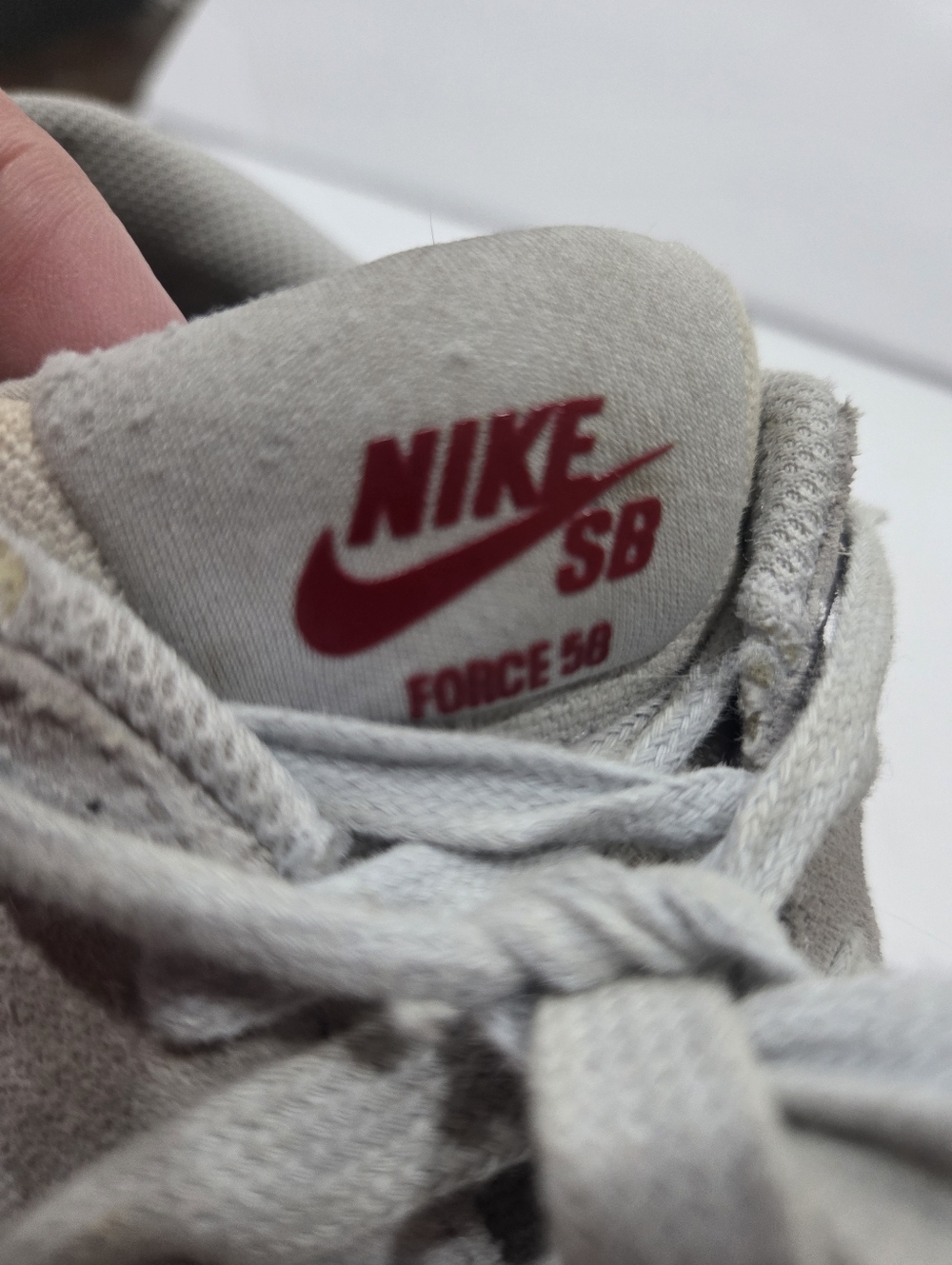Nike SB Force 58   Men's Light Gray Suede Athletic Sneakers with Gum Sole Sz.12 - Picture 3 of 9